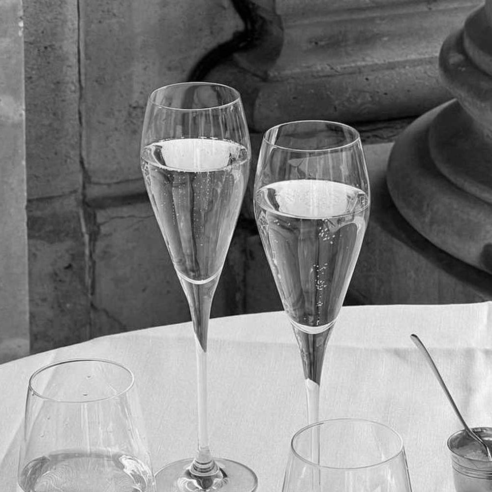 The Glass Act: How to Serve Champagne Properly
